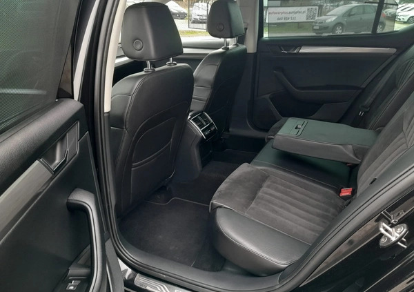 Skoda Superb cena 72900 przebieg: 125000, rok produkcji 2015 z Pakość małe 596